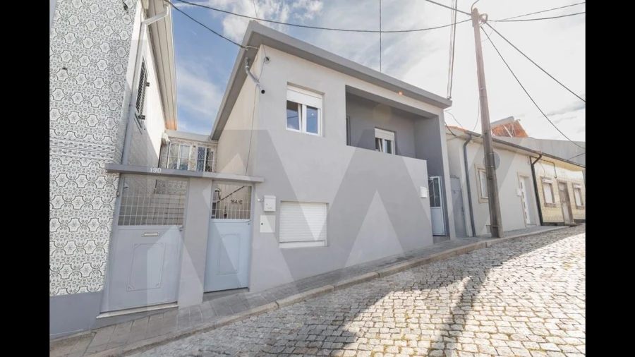 Moradia T3 para Venda em Aguas Santas Foto 34