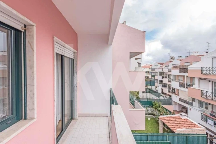 Moradia T4 para Venda em Loures Foto 18