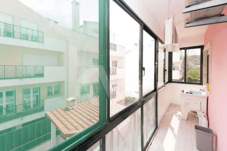 Moradia T4 para Venda em Loures Foto 9
