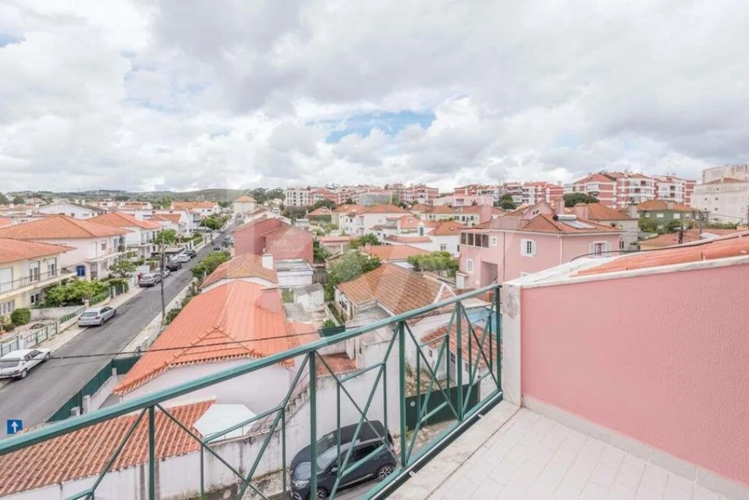 Moradia T4 para Venda em Loures Foto 25
