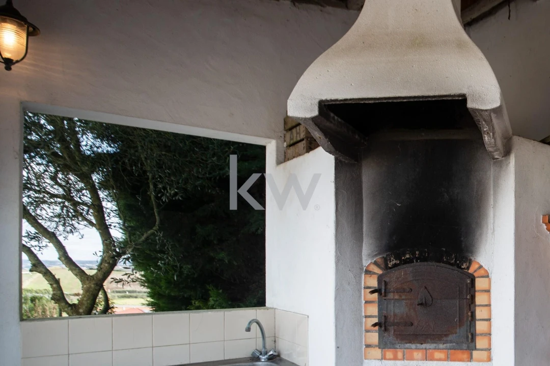 Moradia T5 para Venda em Encarnação Foto 10