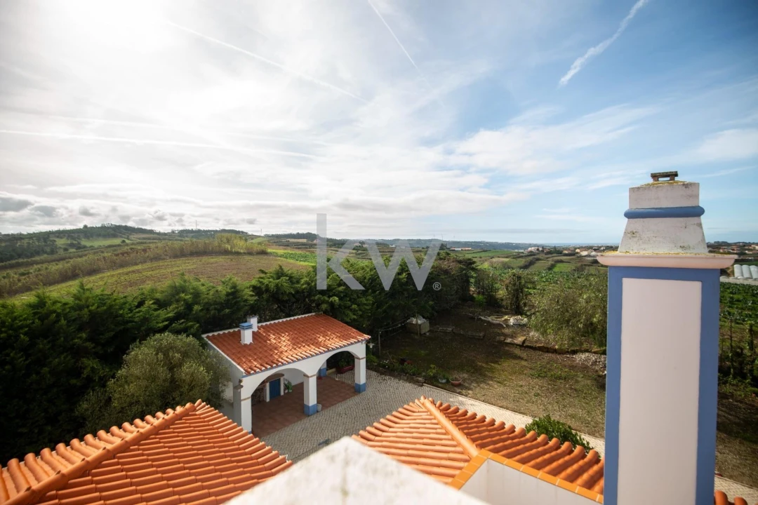 Moradia T5 para Venda em Encarnação Foto 55