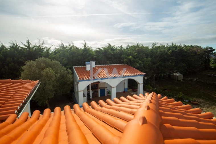 Moradia T5 para Venda em Encarnação Foto 45