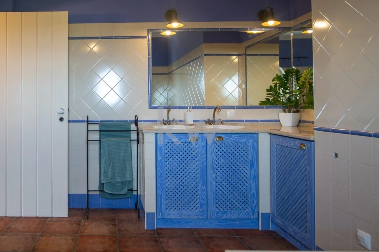 Moradia T5 para Venda em Encarnação Foto 29