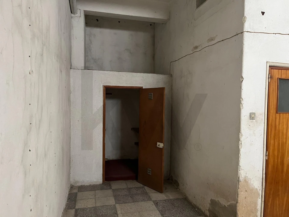 Loja para Arrendamento em Benfica Foto 19