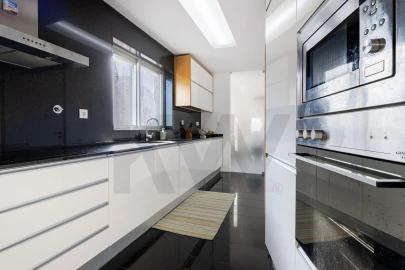Apartamento T3 para Venda em Campanhã