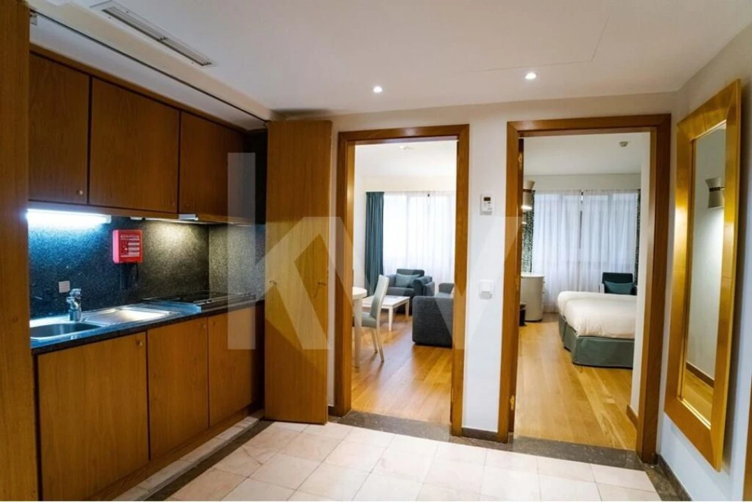 Apartamento T1 para Venda em Santo António Foto 6
