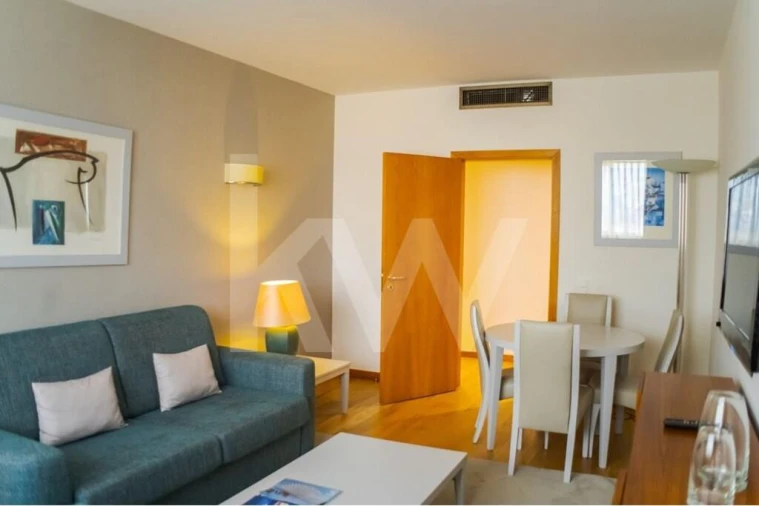 Apartamento T2 para Venda em Santo António Foto 2