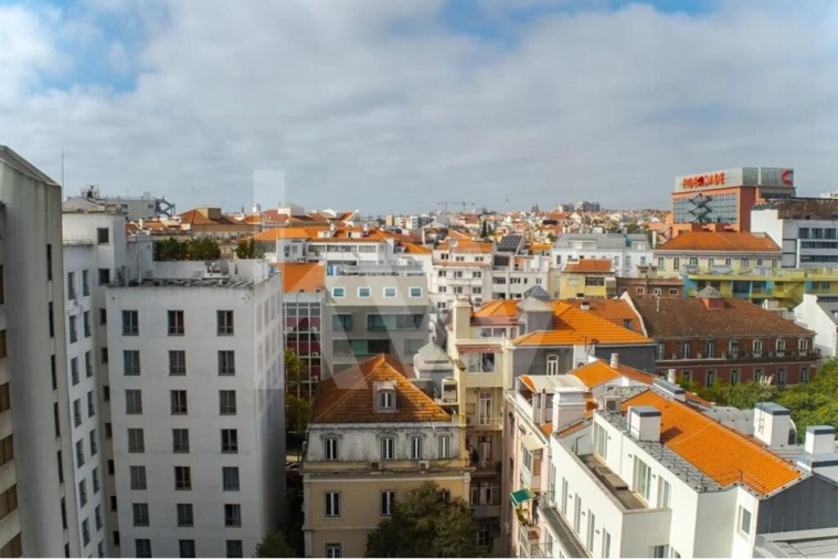 Apartamento T2 para Venda em Santo António Foto 18