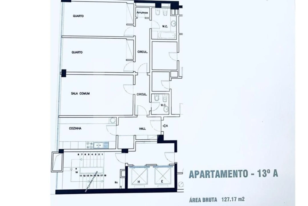 Apartamento T2 para Venda em Santo António Foto 24