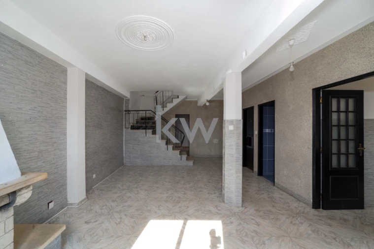 Moradia T4 para Venda em Vila Real de Santo Antonio Foto 5