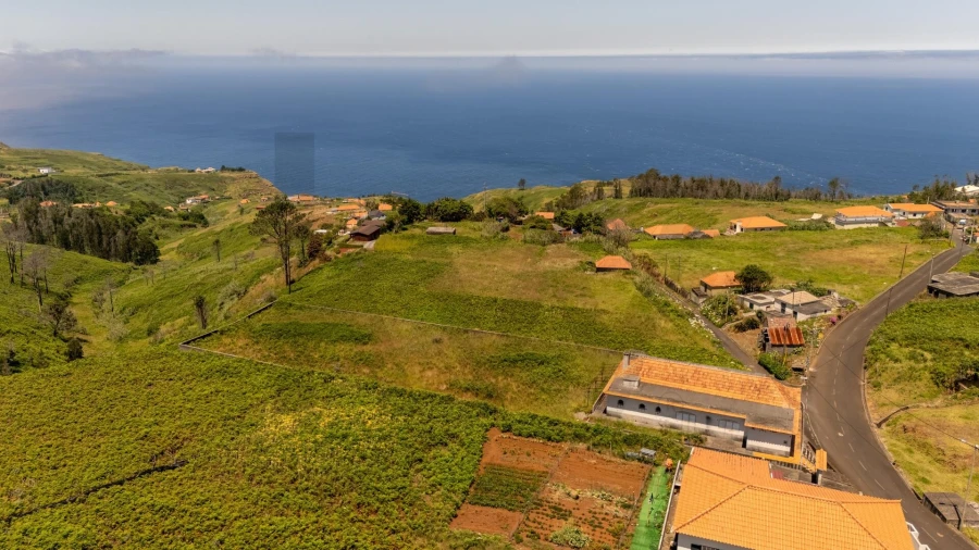 Terreno para Venda em Ponta do Pargo Foto 3