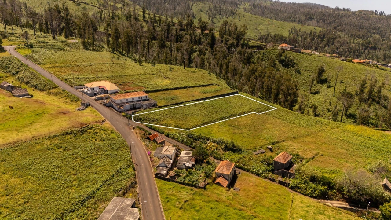 Terreno para Venda em Ponta do Pargo Foto 12