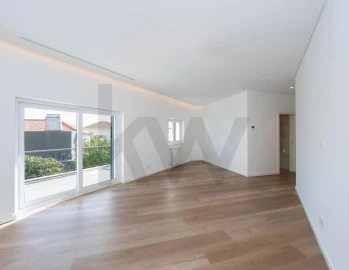 Moradia T8 para Venda em Cascais e Estoril