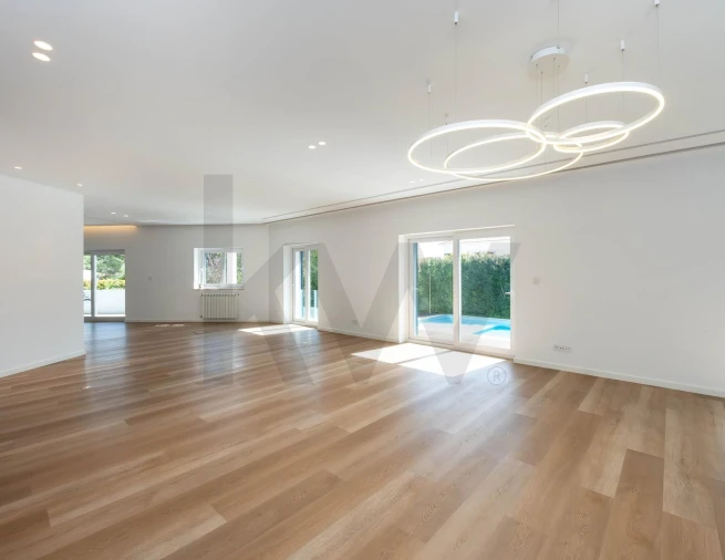 Moradia T8 para Venda em Cascais e Estoril Foto 5