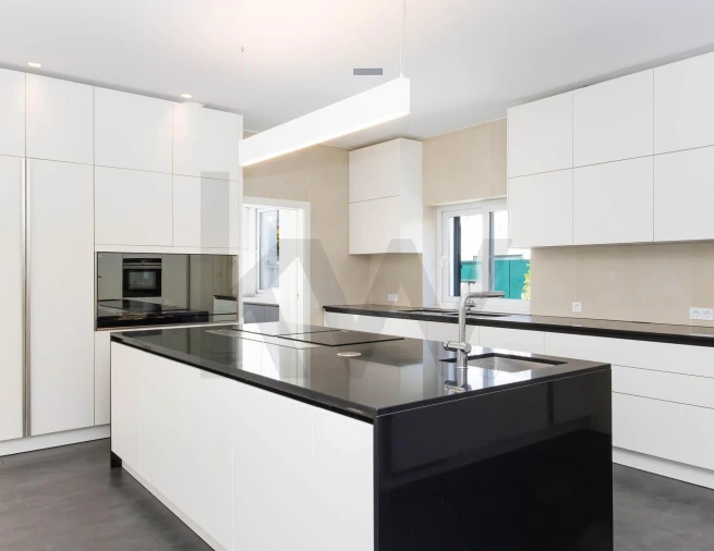 Moradia T8 para Venda em Cascais e Estoril Foto 10