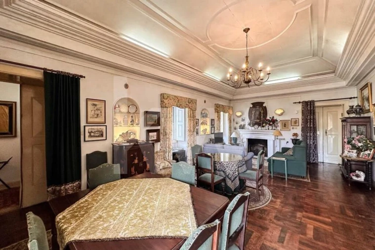 Moradia T16 para Venda em Tamengos, Aguim e Óis do Bairro Foto 12