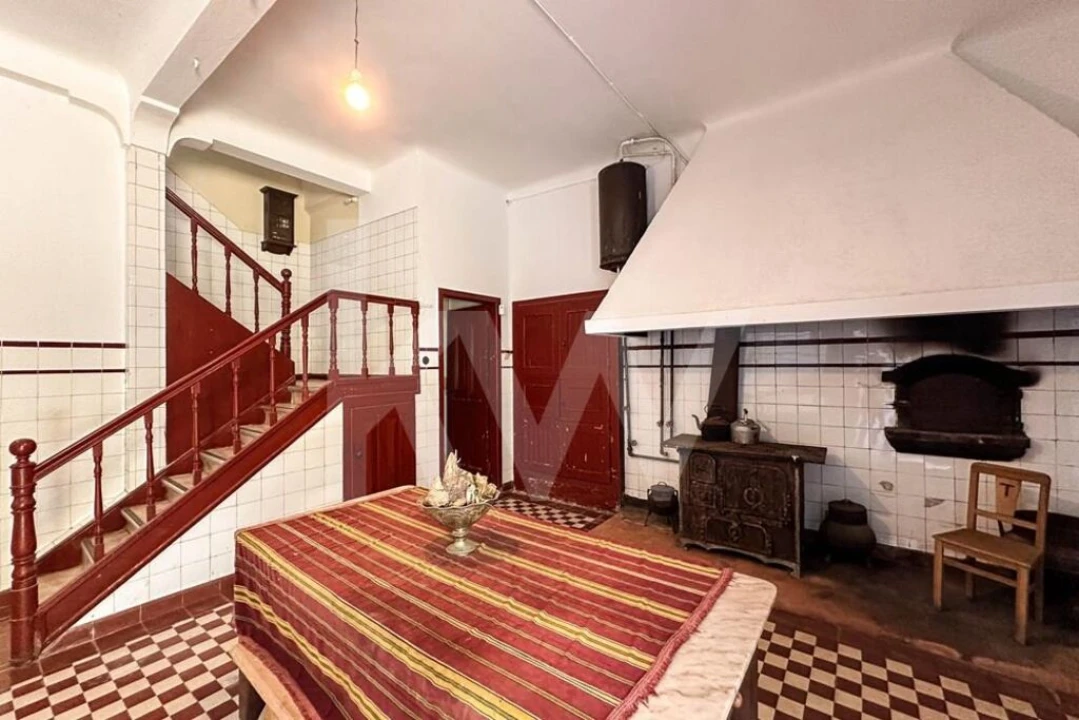 Moradia T16 para Venda em Tamengos, Aguim e Óis do Bairro Foto 103