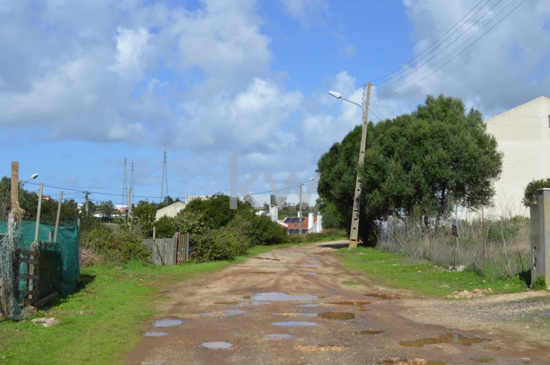 Terreno para Venda em Porto Salvo Foto 36