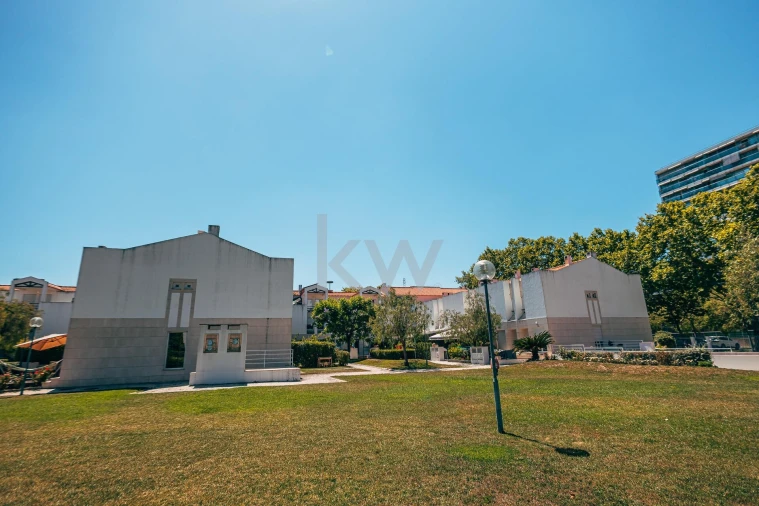 Moradia T3 para Arrendamento em Parque das Nações Foto 37