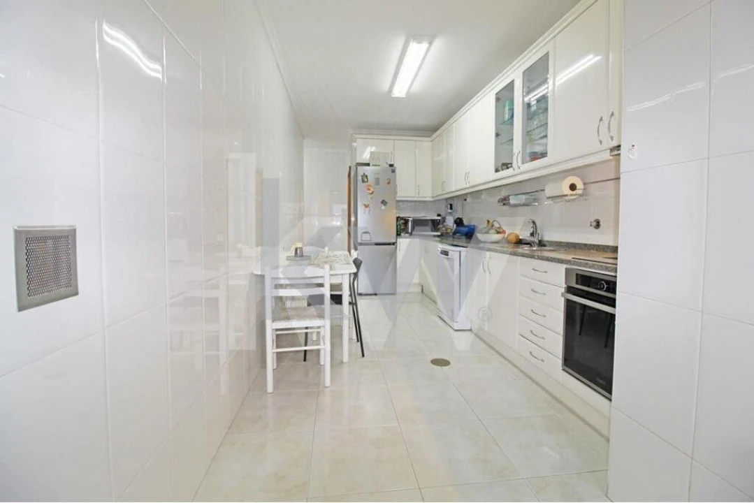 Apartamento T3 para Arrendamento em São Felix da Marinha Foto 7