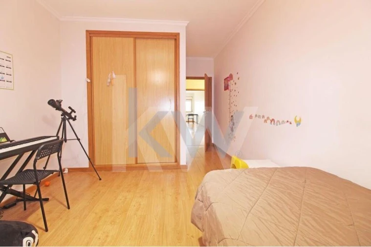 Apartamento T3 para Arrendamento em São Felix da Marinha Foto 24