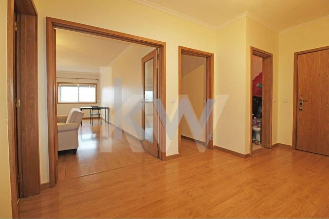 Apartamento T3 para Arrendamento em São Felix da Marinha Foto 6