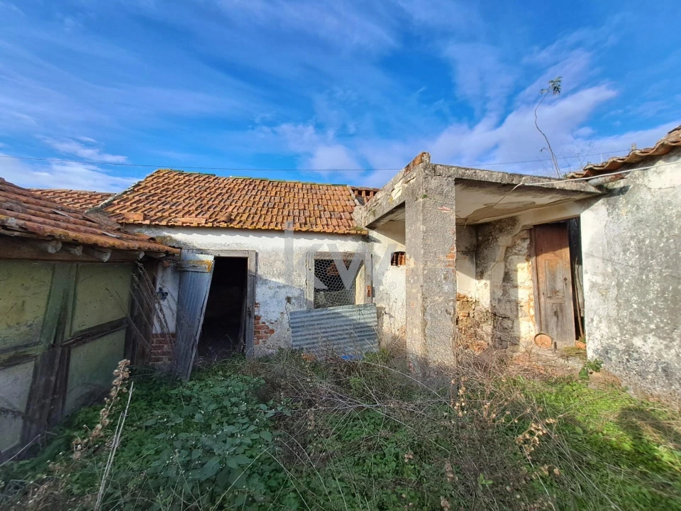 Quinta T2 para Venda em Povoa da Isenta Foto 12