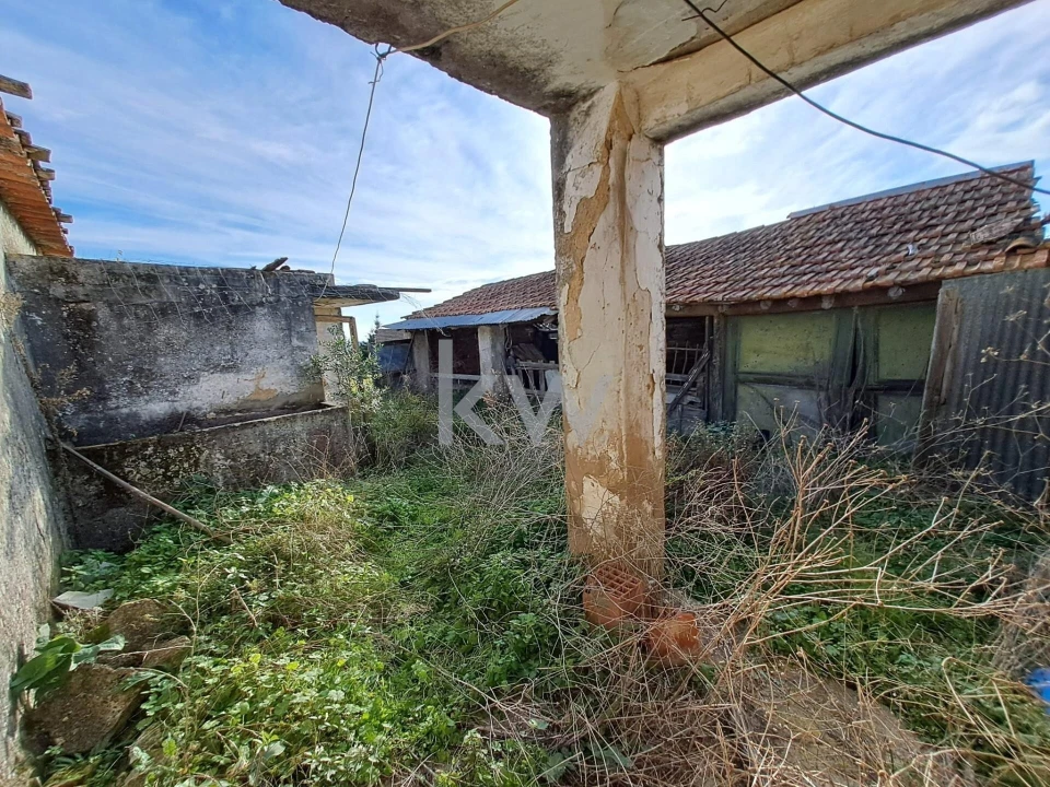 Quinta T2 para Venda em Povoa da Isenta Foto 11