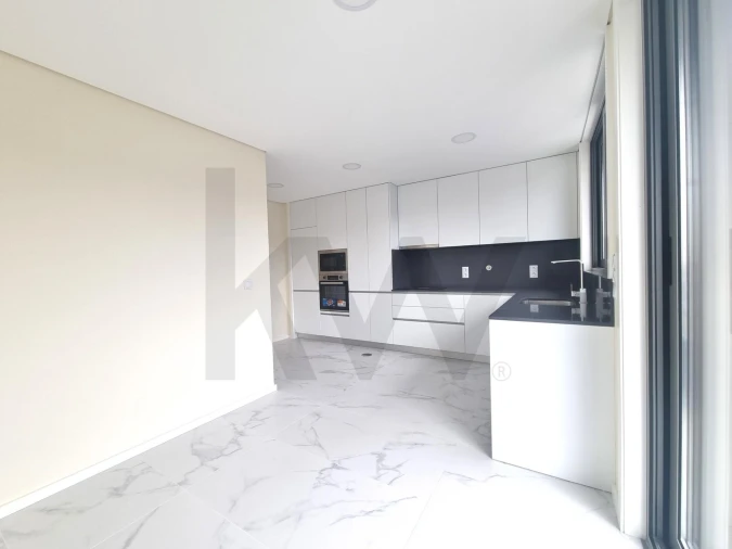 Apartamento T3 para Venda em Espinho Foto 5