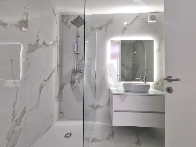 Apartamento T3 para Venda em Espinho Foto 10