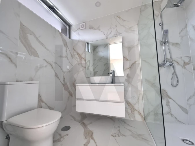 Apartamento T3 para Venda em Espinho Foto 11
