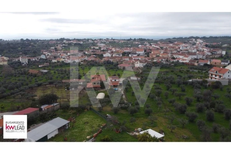 Terreno para Venda em Tinalhas Foto 12