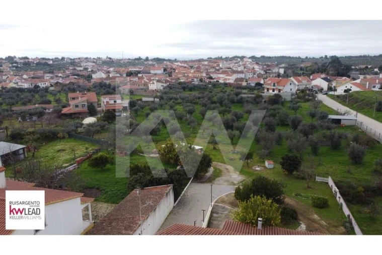 Terreno para Venda em Tinalhas Foto 6