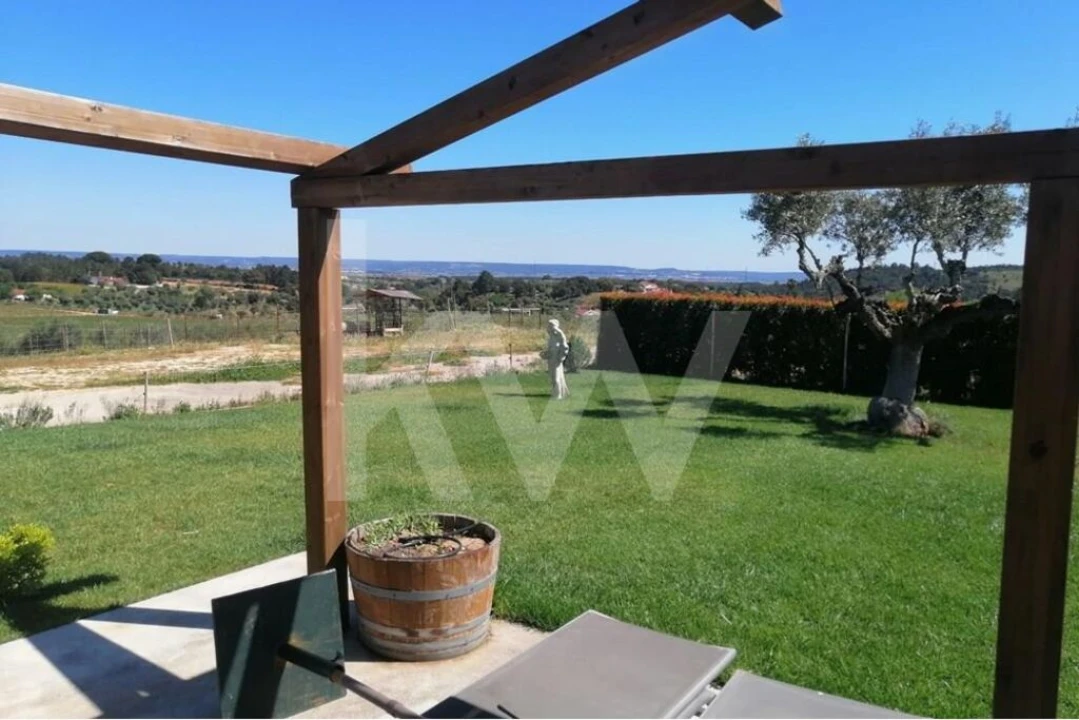 Quinta T8 para Venda em Brogueira, Parceiros de Igreja e Alcorochel Foto 3