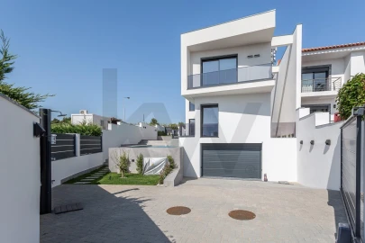 Moradia T4 para Venda em Alcabideche