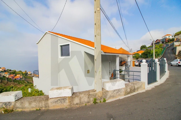 Moradia T2 para Venda em Ribeira Brava Foto 87