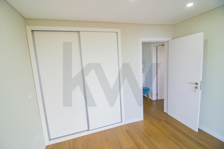 Moradia T2 para Venda em Ribeira Brava Foto 23