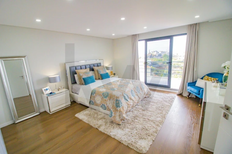 Moradia T2 para Venda em Ribeira Brava Foto 13