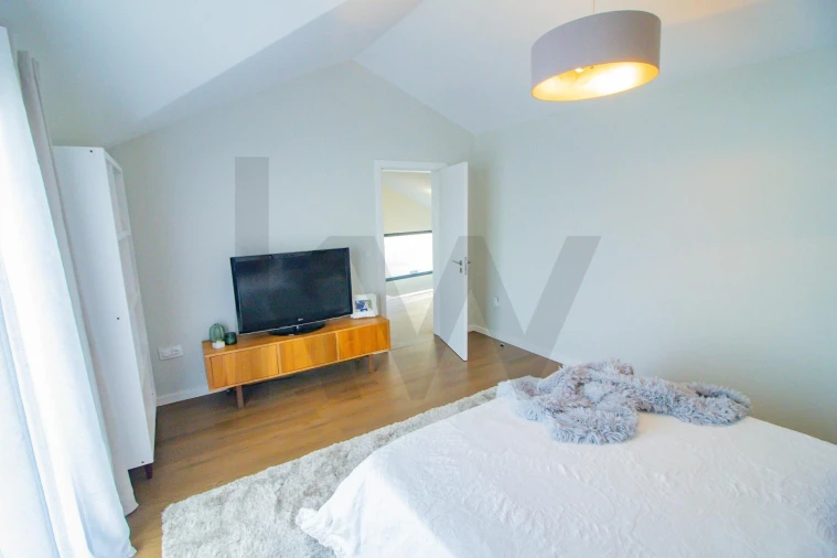 Moradia T2 para Venda em Ribeira Brava Foto 41