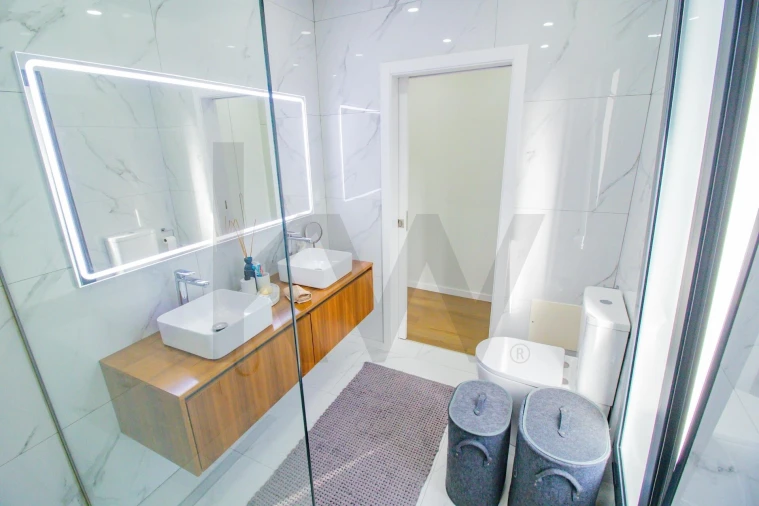 Moradia T2 para Venda em Ribeira Brava Foto 9