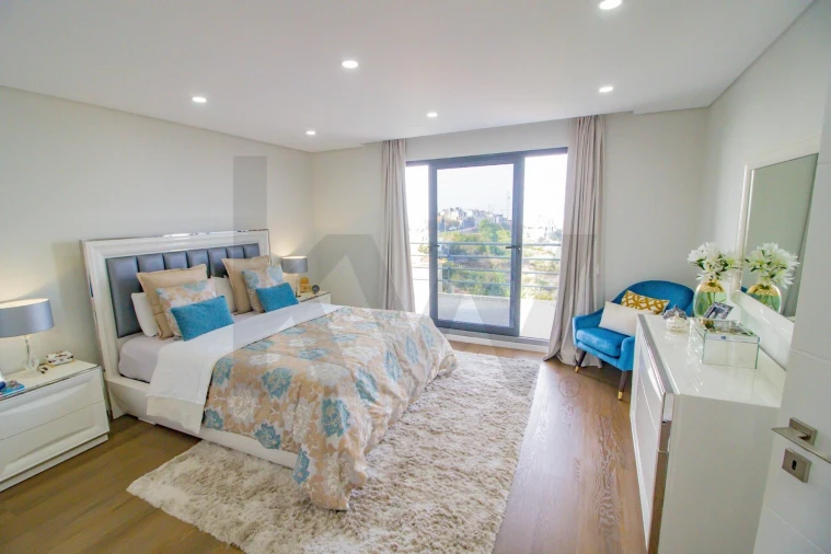 Moradia T2 para Venda em Ribeira Brava Foto 2