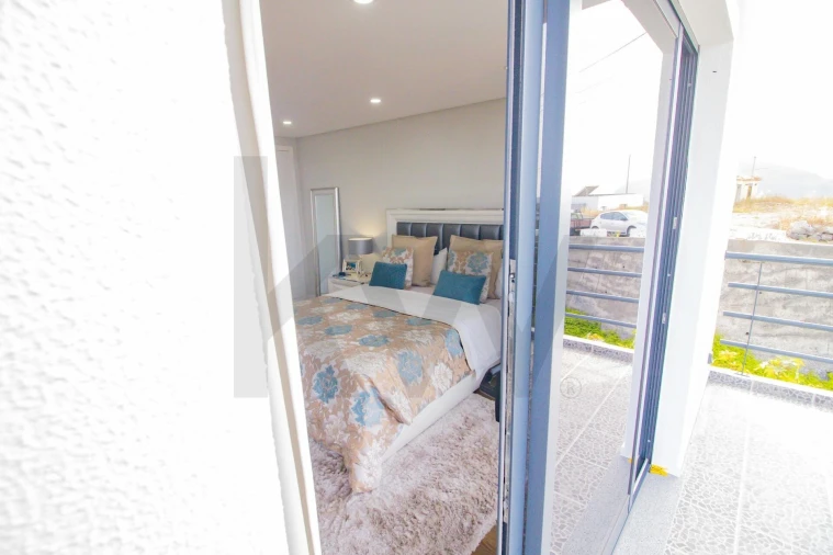 Moradia T2 para Venda em Ribeira Brava Foto 16