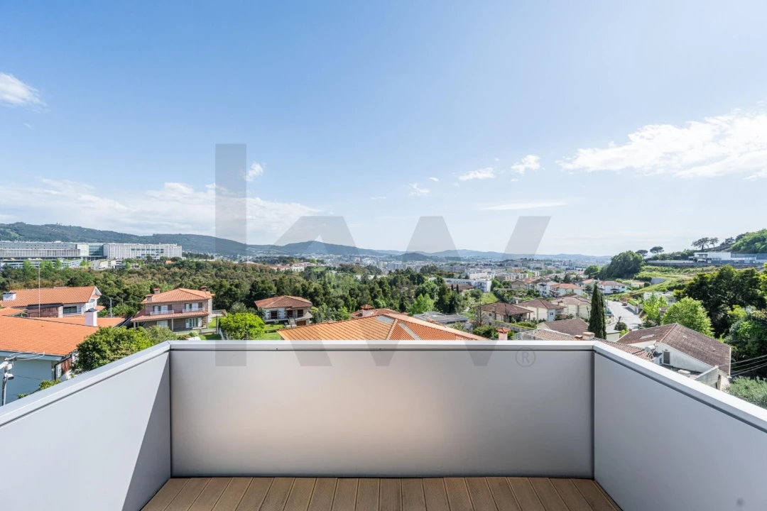 Moradia T4 para Venda em São Vitor (Braga) Foto 47
