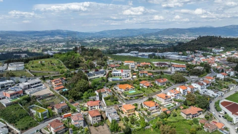Moradia T4 para Venda em São Vitor (Braga)