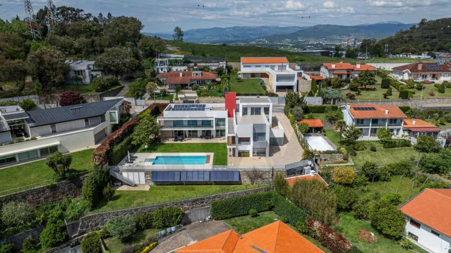 Moradia T4 para Venda em São Vitor (Braga) Foto 64