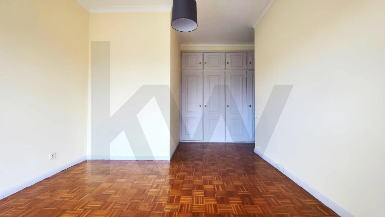 Apartamento T2 para Venda em Paço de Sousa Foto 16