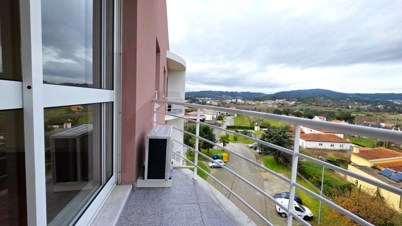 Apartamento T2 para Venda em Paço de Sousa Foto 29