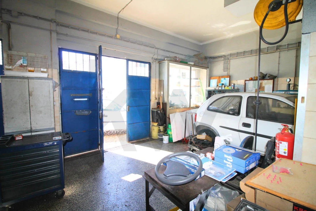 Armazém para Venda em Seixal, Arrentela e Aldeia de Paio Pires Foto 2