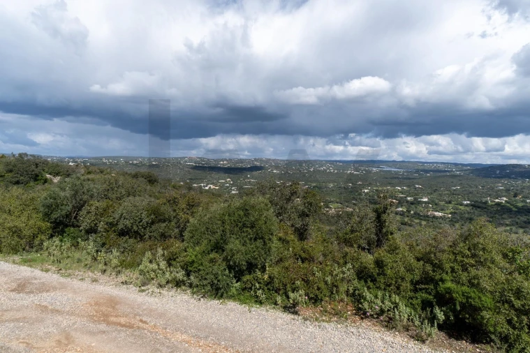 Terreno para Venda em Santa Barbara de Nexe Foto 15